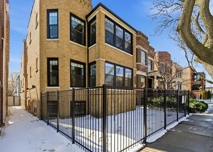 Newly Renovated 3br 2ba In Heart Of Andersonville *