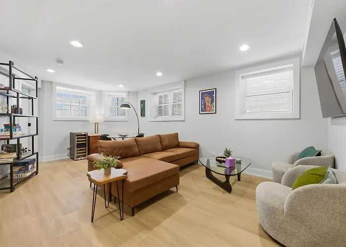 Apartment Newly Renovated 3br 2ba In Heart Of Andersonville