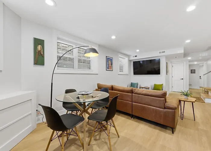 Apartment Newly Renovated 3br 2ba In Heart Of Andersonville Chicago