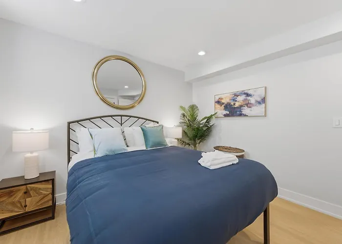 Newly Renovated 3br 2ba In Heart Of Andersonville Apartment