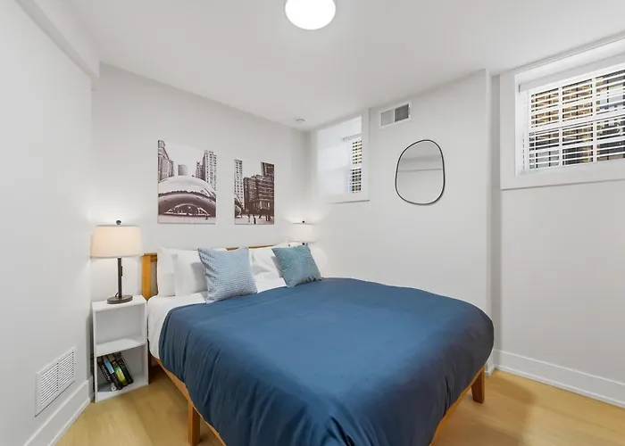 Apartment Newly Renovated 3br 2ba In Heart Of Andersonville *